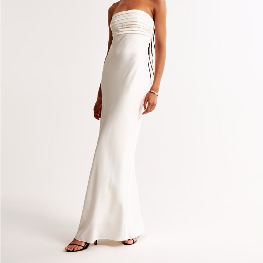 NWT! Abercrombie & Fitch Strapless Slim Maxi Dress